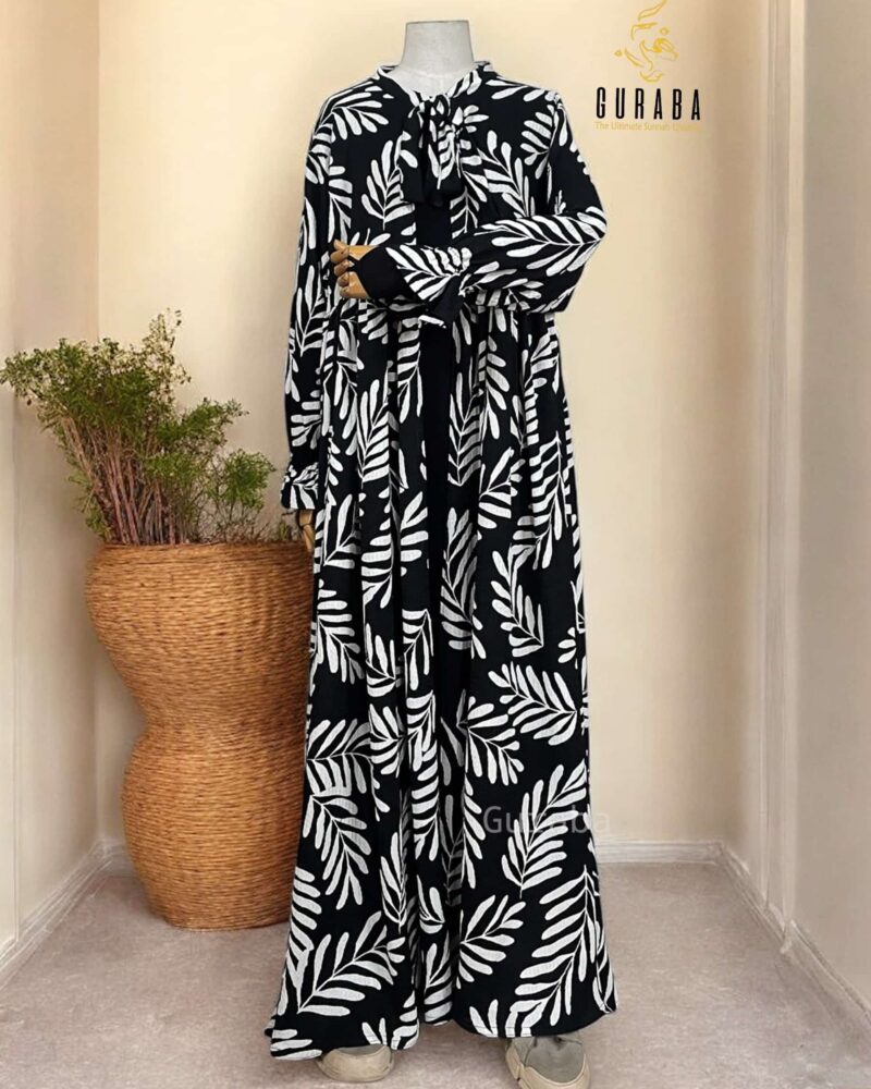Stylish Black & Whit Leaf Print Shrug