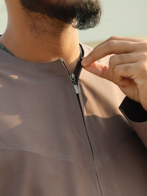 Omani Thobe Signature Series – Pulm Brown