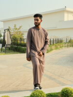 Omani Thobe Signature Series – Pulm Brown