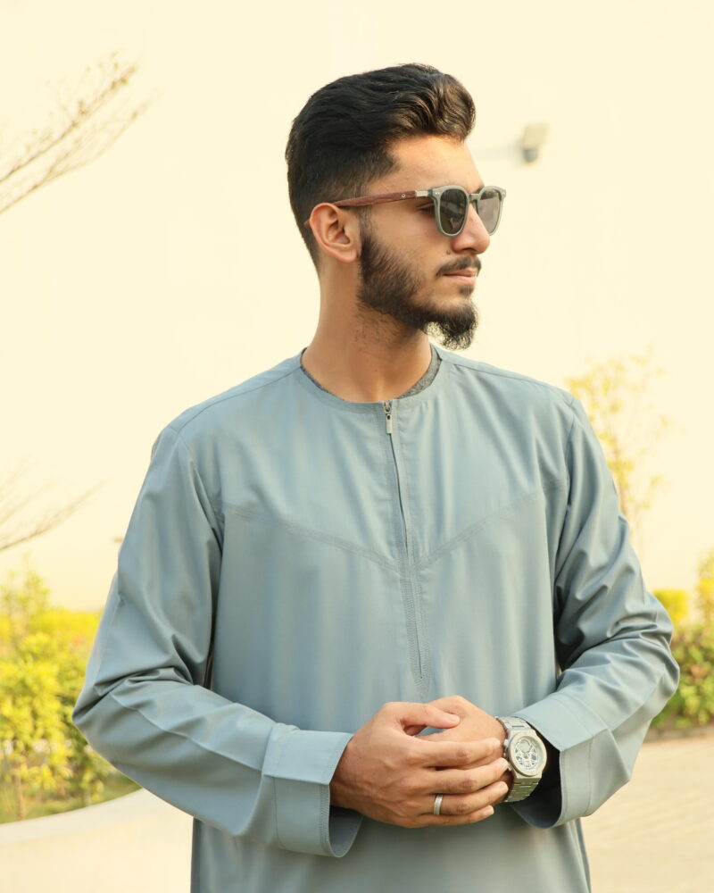 Omani Thobe Signature Series – Stone Blue