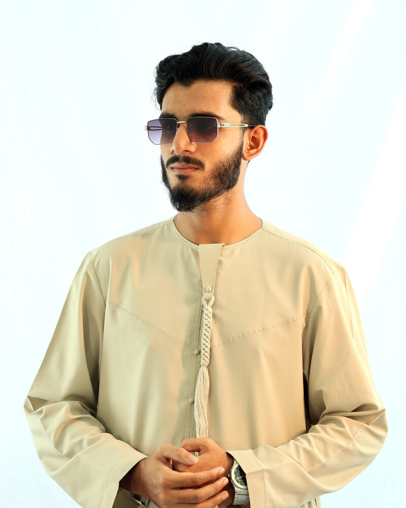 Emirate thobe beige