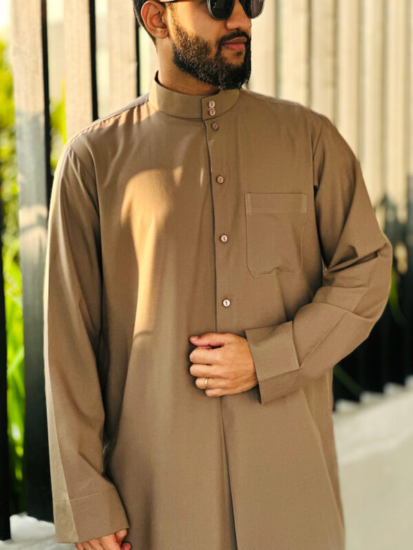 kuwaiti thobe french brown