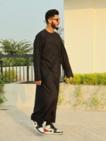 Omani Thobe Signature Series – Black
