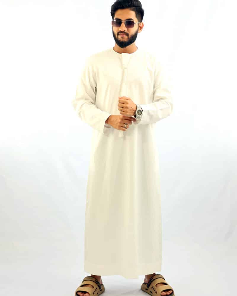 Emirate thobe white