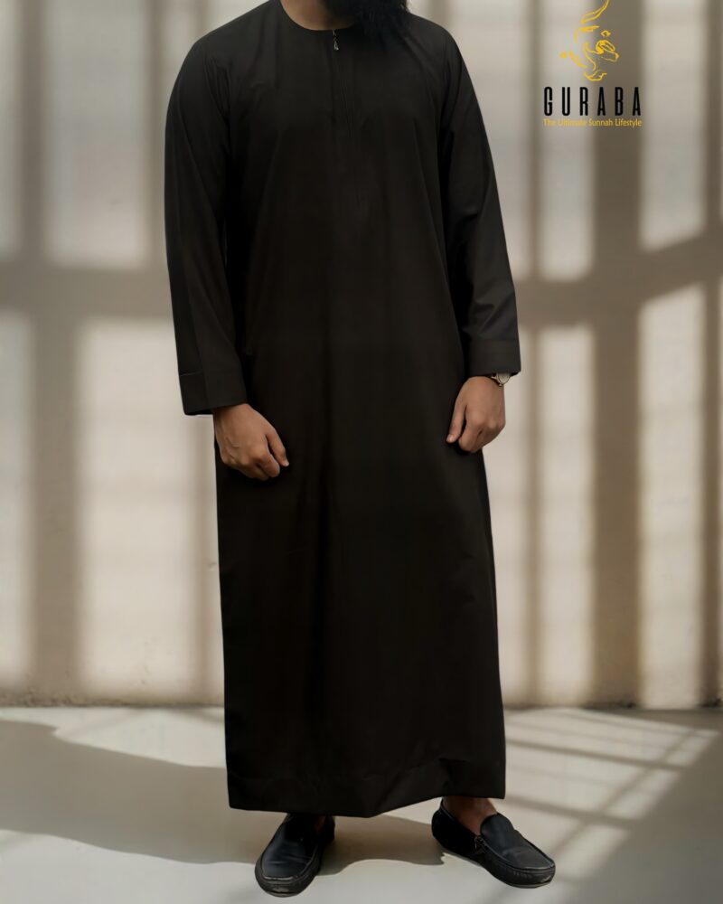 Black Omani Thobe