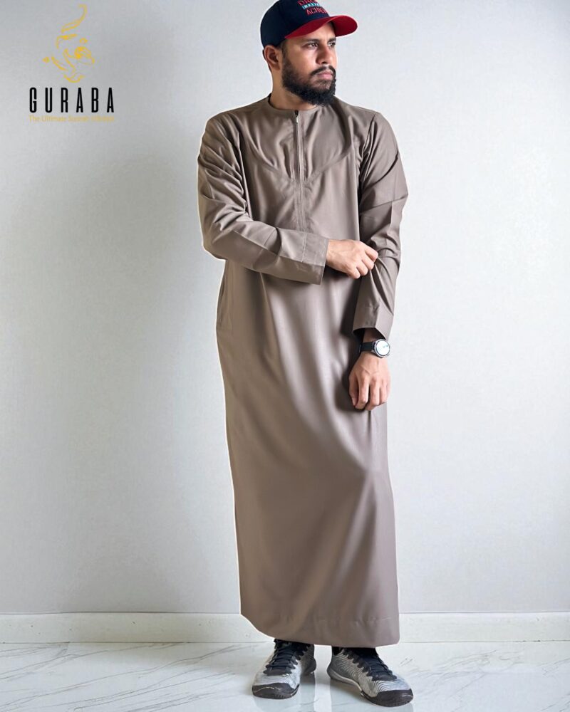 Omani Thobe