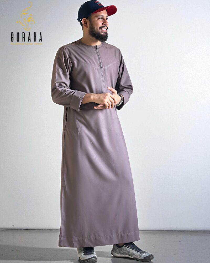Omani Thobe