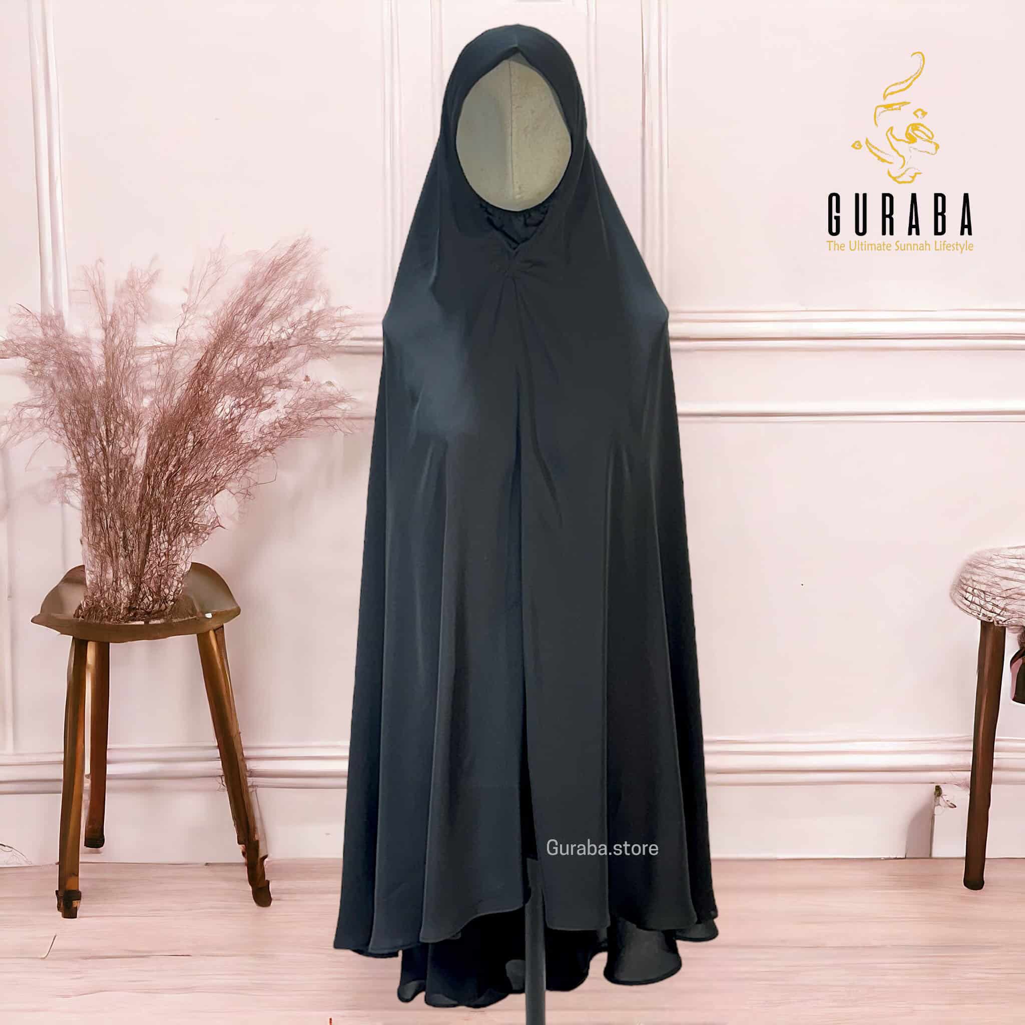 20240423_221449886_iOS 1 10 Plain Hijab