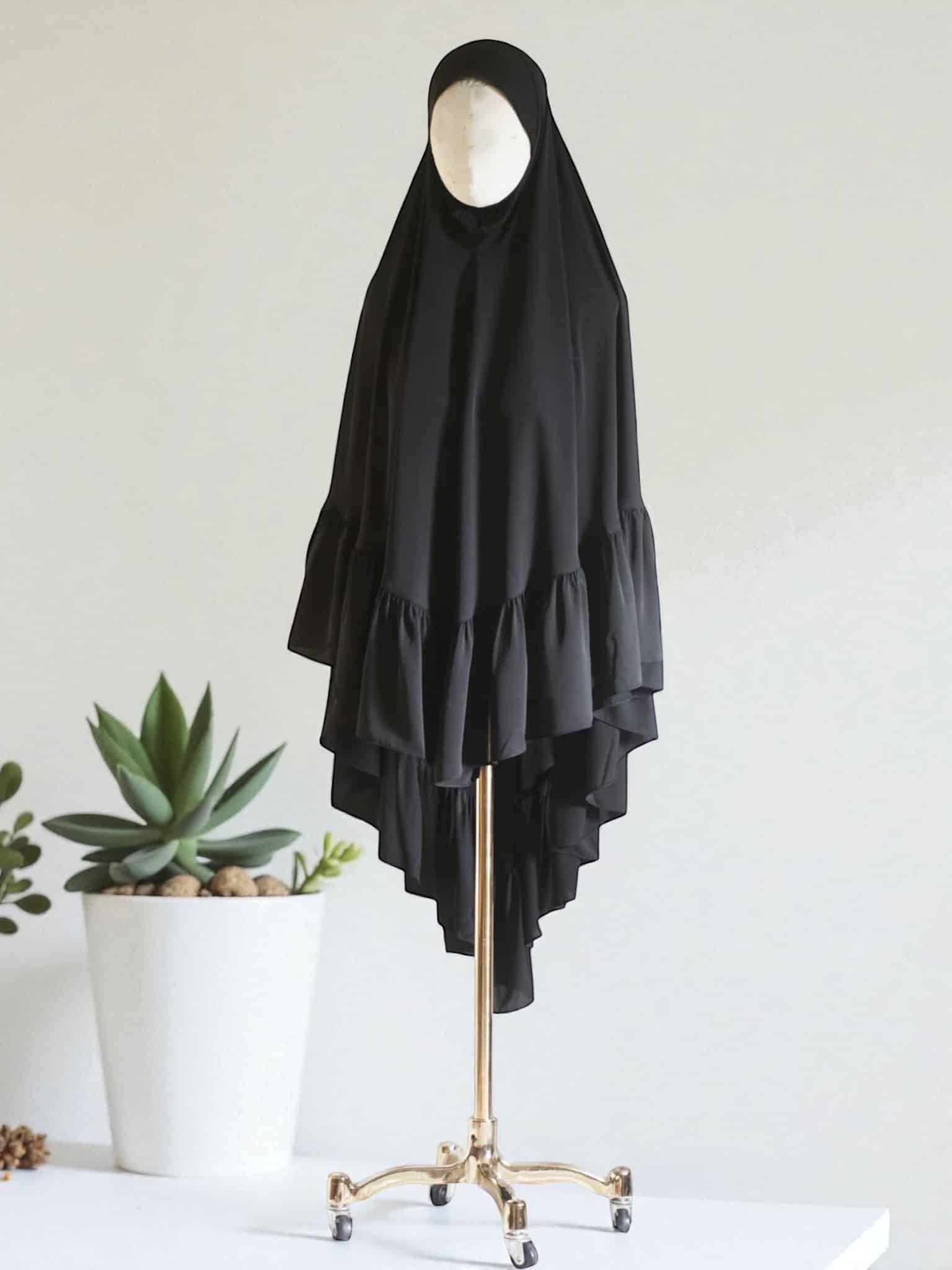 20251123_002441878_iOS Border Kuchi Hijab – Black