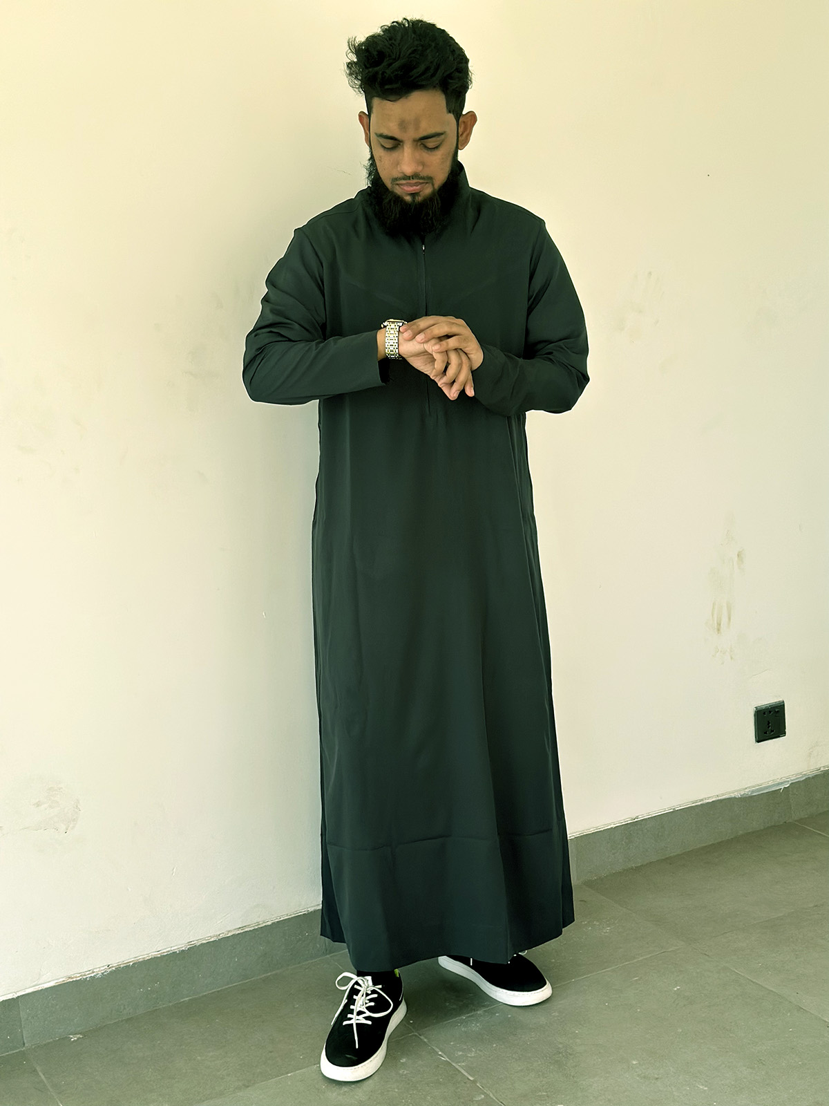 olive 3 Indonesian Thobe E-Series - Deep Olive