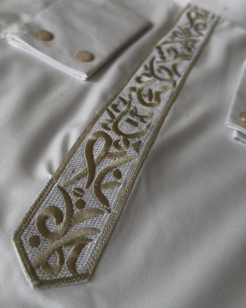 Saudi Calligraphy Embroidery thobe