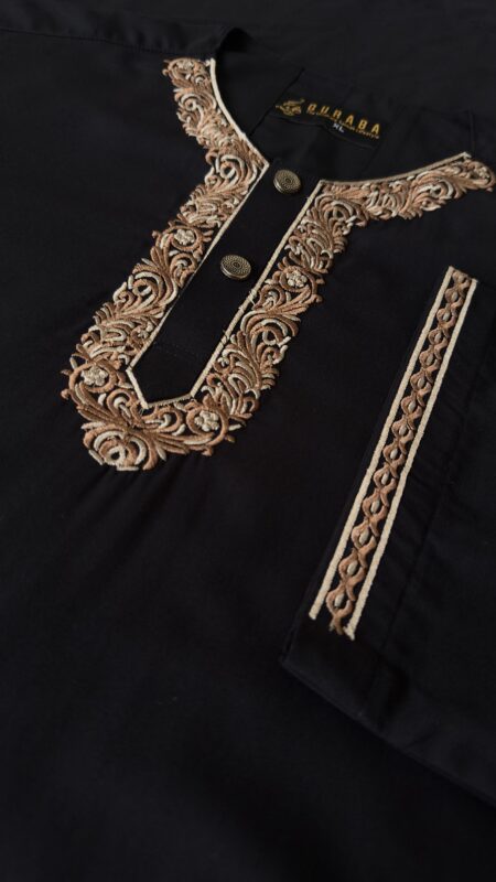 Halfsleeves Embroidery thobe Black