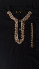Halfsleeves Embroidery thobe Black
