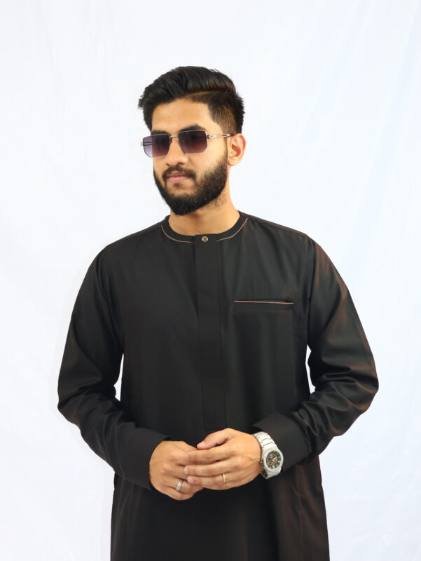 Guraba Signature Thobe – Black
