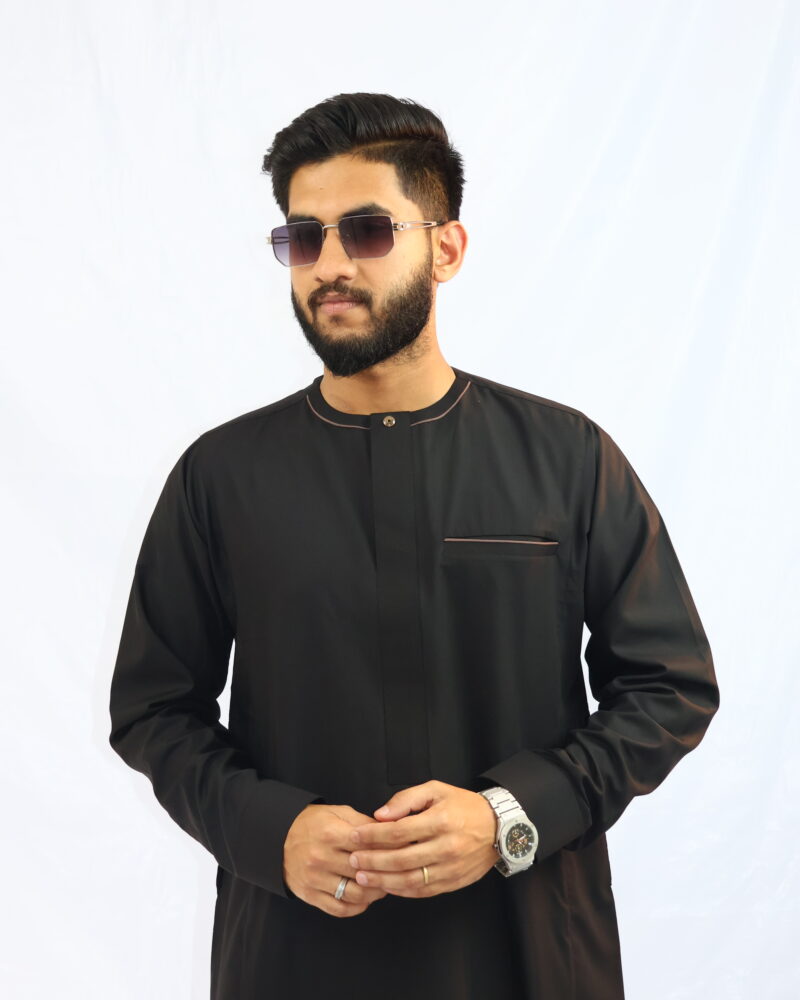 Guraba Signature Thobe – Black
